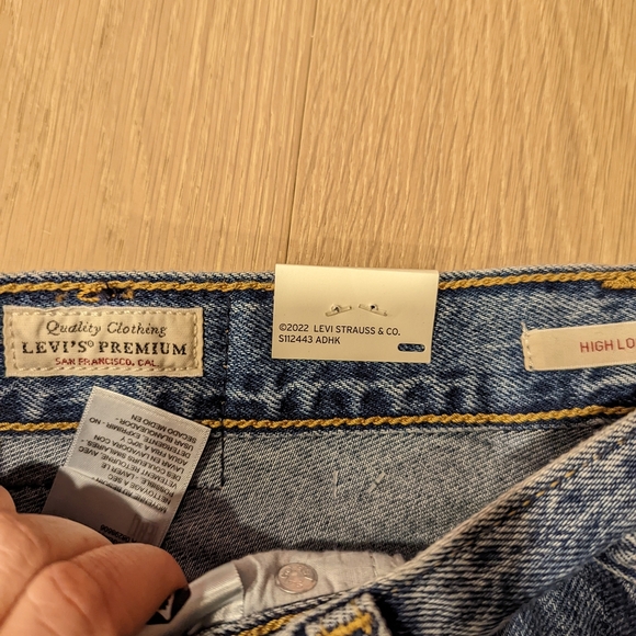 Women's Blue Jeans High Loose Flare - Picture 4 of 9